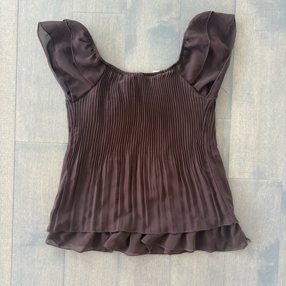 Vintage Brown Ruffled Top - Picture 2 of 3